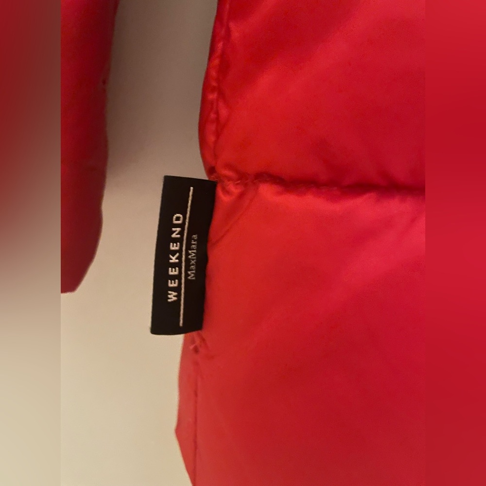 Maxmara Weekend Down/Feather Padding- Reversible … - image 4